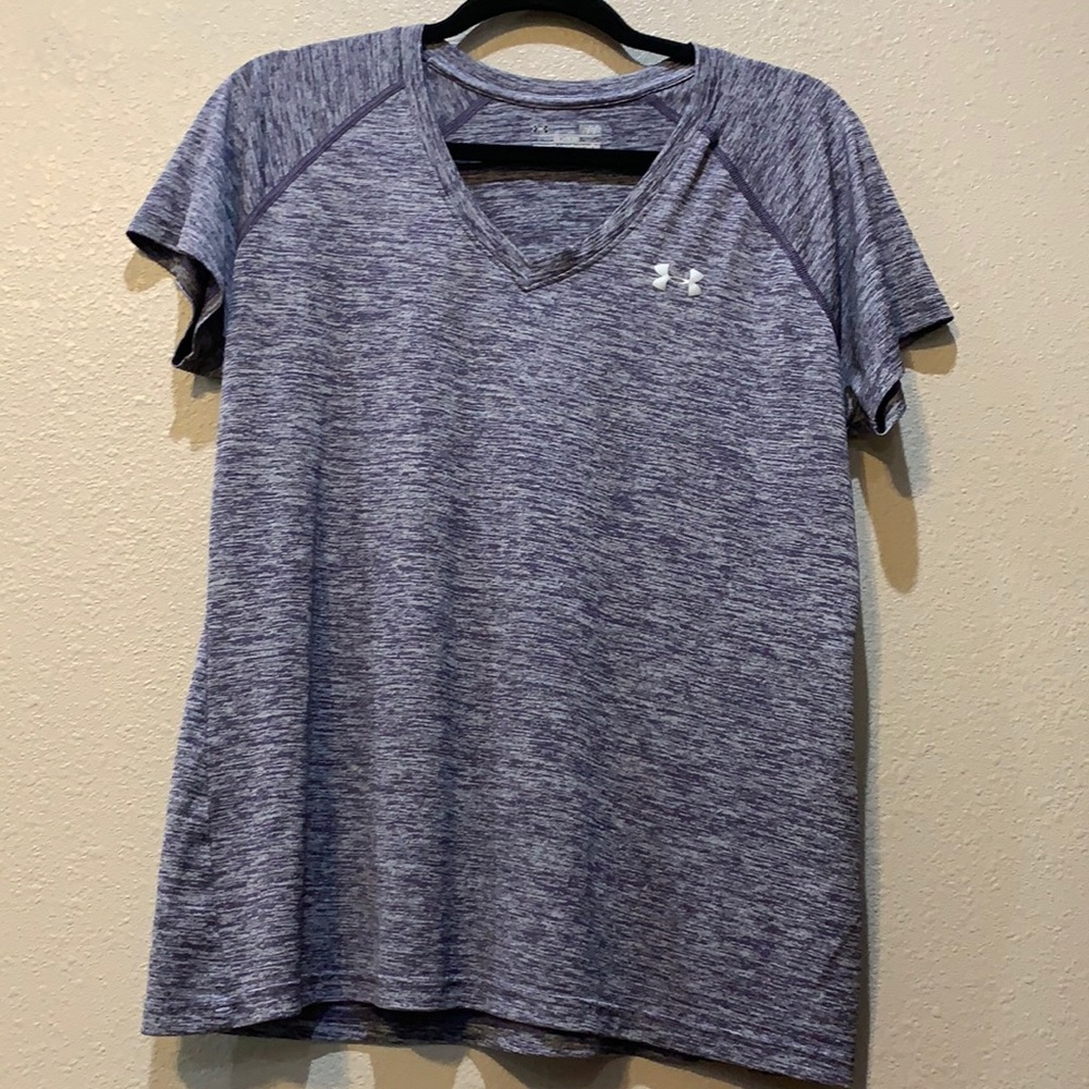 Women’s under armour tshirt